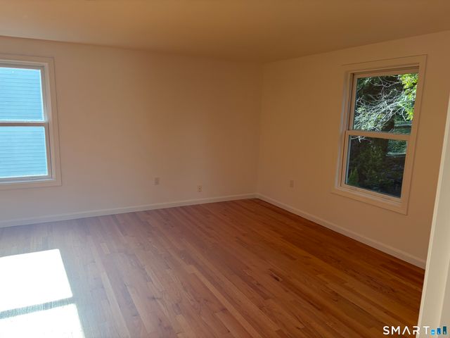 106 Deerfield Ridge Drive, Groton, CT 06355