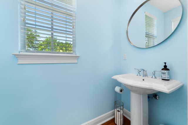 1002 E Heritage Club Circle, Delray Beach, FL 33483