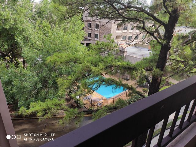 2213 S Braeswood Boulevard 13A, Houston, TX 77030