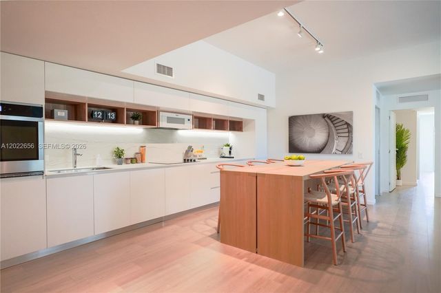 10250 Collins Avenue 412, Bal Harbour, FL 33154
