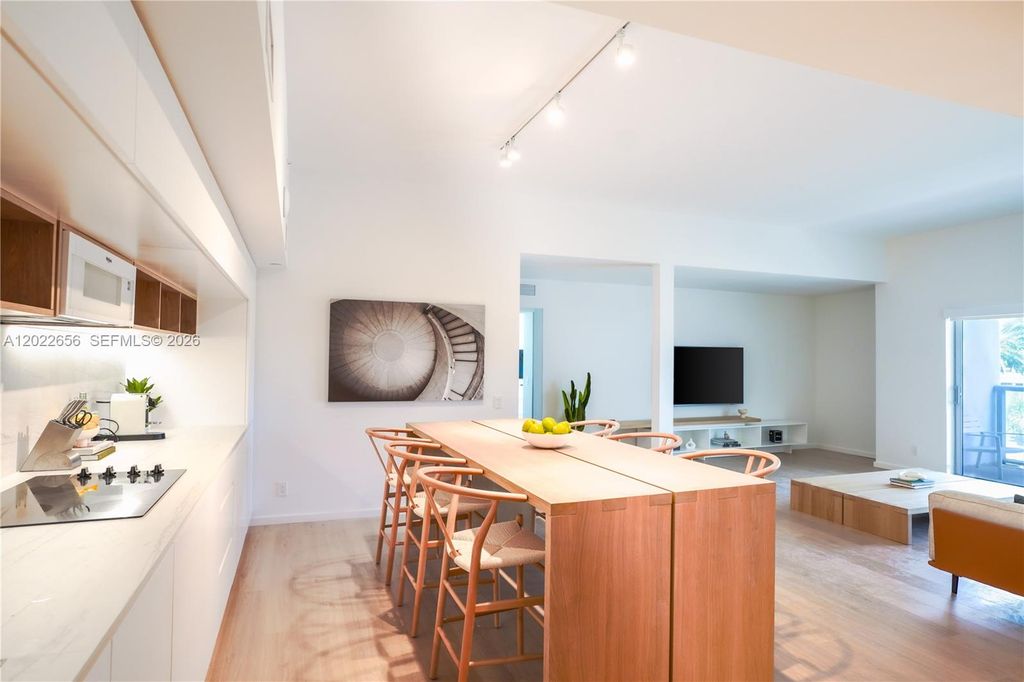 10250 Collins Avenue 412, Bal Harbour, FL 33154