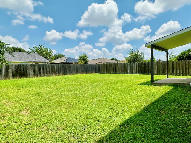 304 Wegstrom ST, Hutto, TX 78634