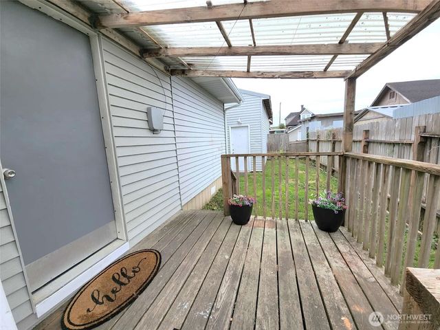 412 Karr Avenue, Hoquiam, WA 98550