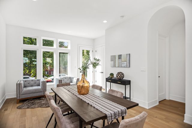 3430 W Lyndale Street, Chicago, IL 60647