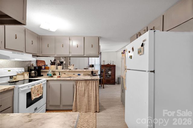 2187 Mcbee Highway, Jefferson, SC 29718