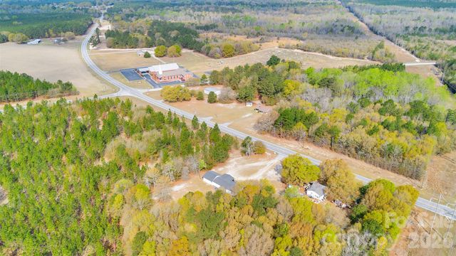 2187 Mcbee Highway, Jefferson, SC 29718