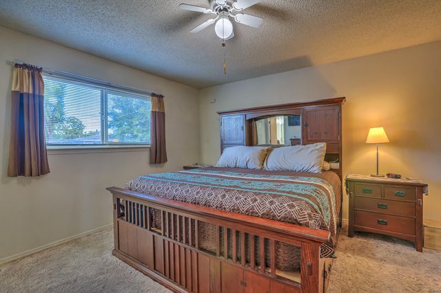 4506 W GLEN Drive SW, Albuquerque, NM 87105