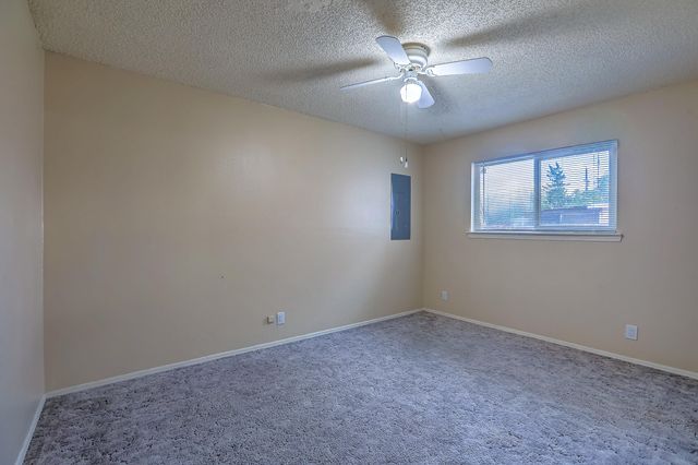 4506 W GLEN Drive SW, Albuquerque, NM 87105