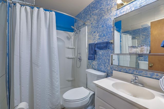 4506 W GLEN Drive SW, Albuquerque, NM 87105