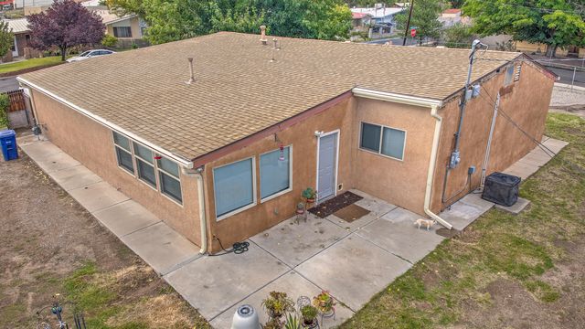 4506 W GLEN Drive SW, Albuquerque, NM 87105