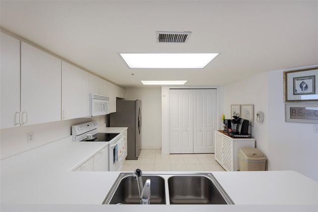 2937 S ATLANTIC AVENUE 1606, Daytona Beach Shores, FL 32118