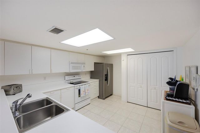 2937 S ATLANTIC AVENUE 1606, Daytona Beach Shores, FL 32118