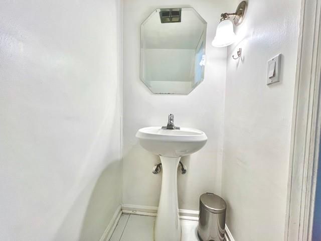 3113 Colonial Way F, Atlanta, GA 30341