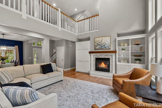 4320 Trail East Drive, Ada, MI 49301