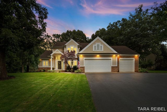 4320 Trail East Drive, Ada, MI 49301
