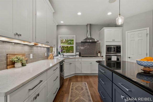 4320 Trail East Drive, Ada, MI 49301