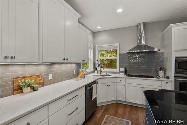 4320 Trail East Drive, Ada, MI 49301