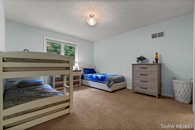 4320 Trail East Drive, Ada, MI 49301