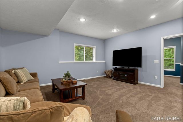4320 Trail East Drive, Ada, MI 49301