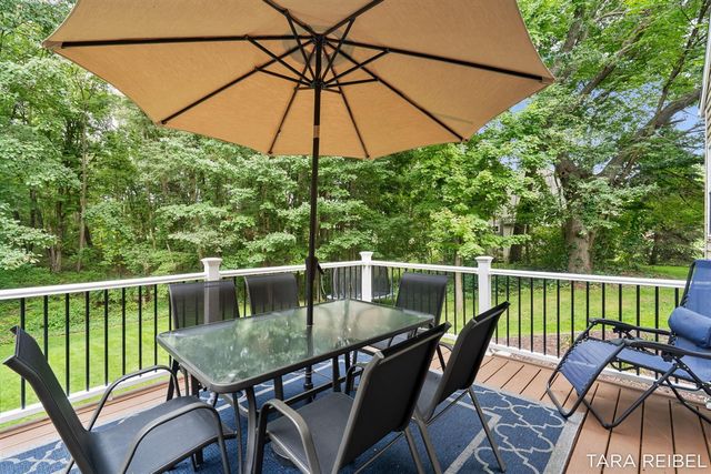 4320 Trail East Drive, Ada, MI 49301