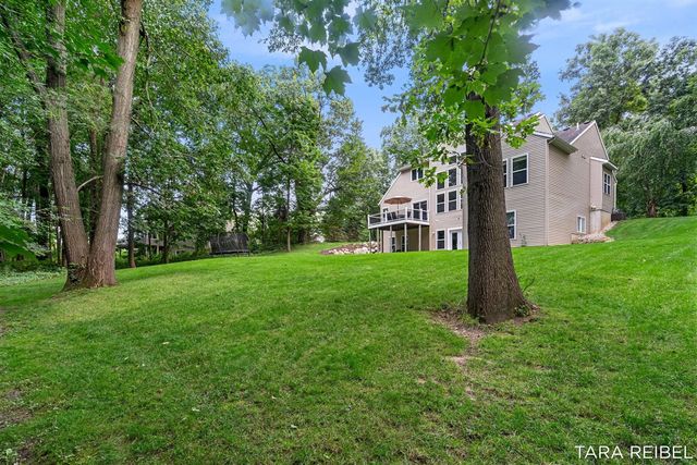4320 Trail East Drive, Ada, MI 49301