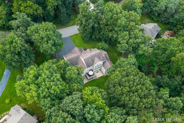 4320 Trail East Drive, Ada, MI 49301