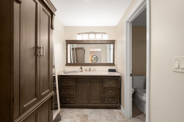 803 Foxwood Circle 803, Peabody, MA 01960