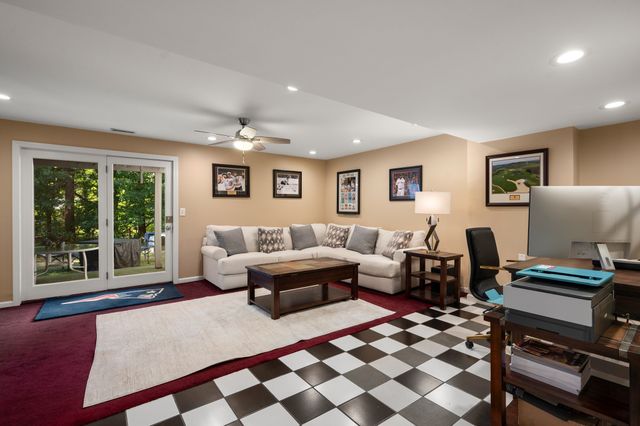 803 Foxwood Circle 803, Peabody, MA 01960