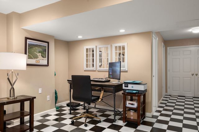 803 Foxwood Circle 803, Peabody, MA 01960