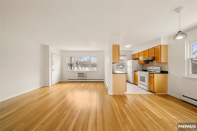 1259A Inwood Terrace 59A, Fort Lee, NJ 07024