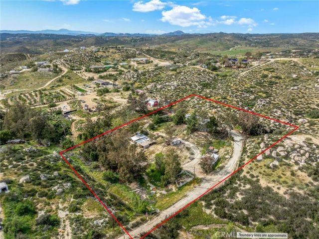 43870 Wilson Valley, Hemet, CA 92544