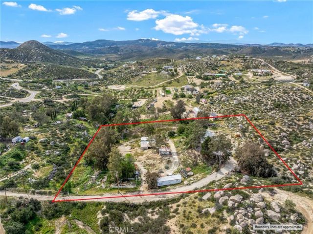 43870 Wilson Valley, Hemet, CA 92544