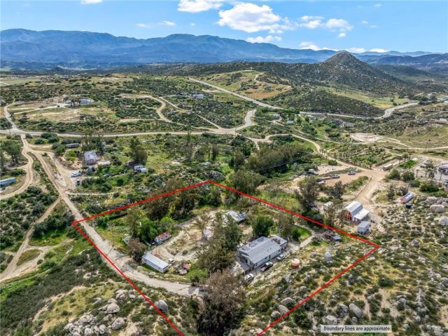 43870 Wilson Valley, Hemet, CA 92544