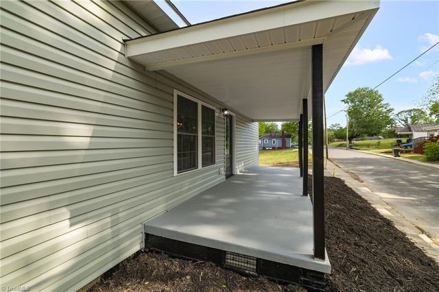 321 S Branch Street, Reidsville, NC 27320