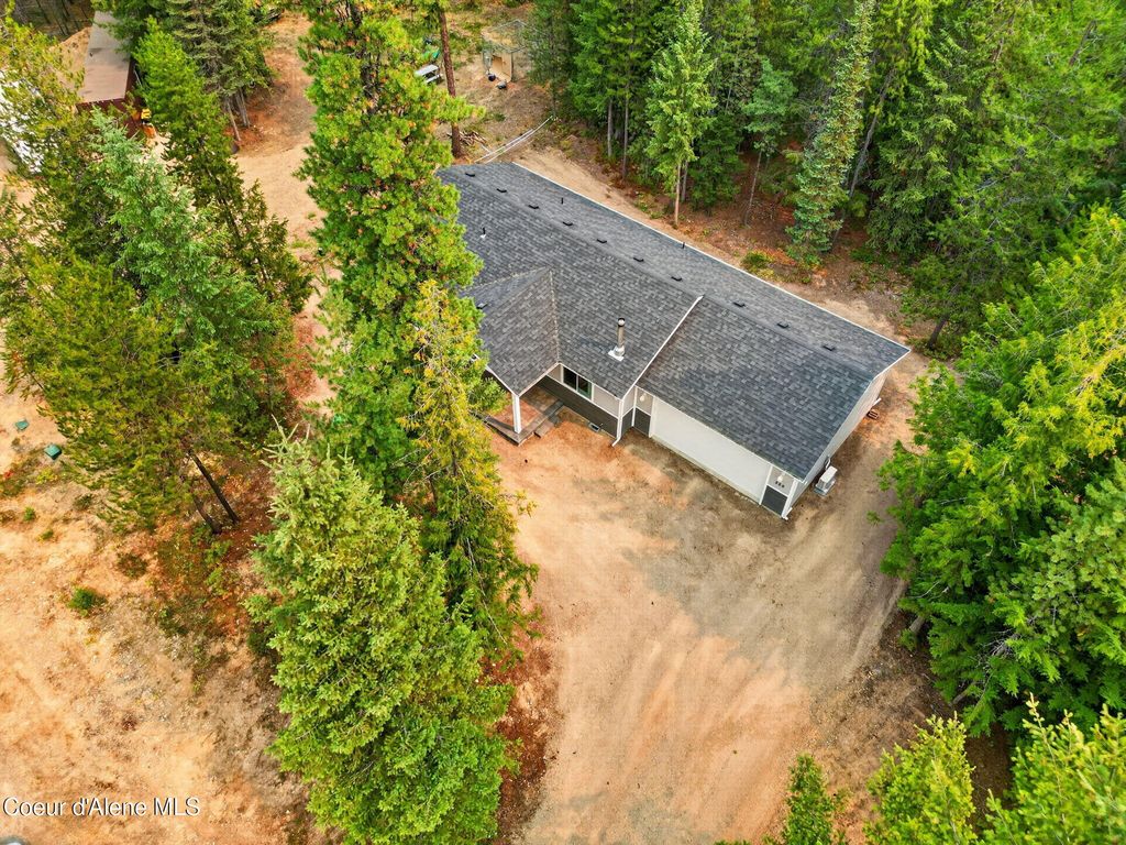 229 Tracy Ln, Priest Lake, ID 83856 photo 4