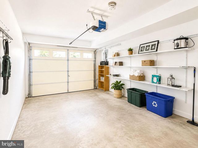 2809 HUTCHINSON ST, Philadelphia, PA 19148