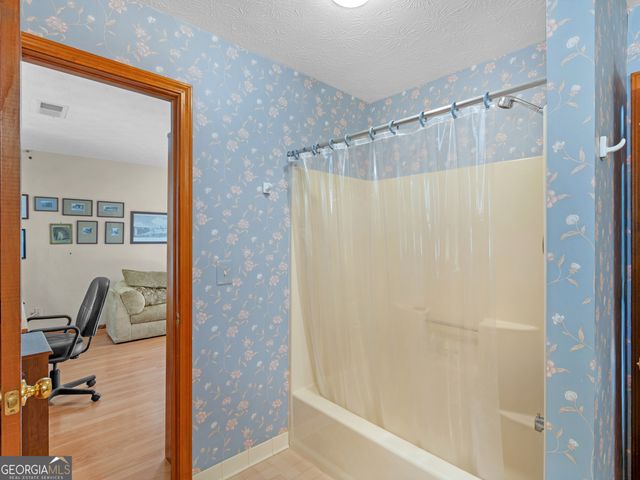 5262 East Shore Drive SW, Conyers, GA 30094