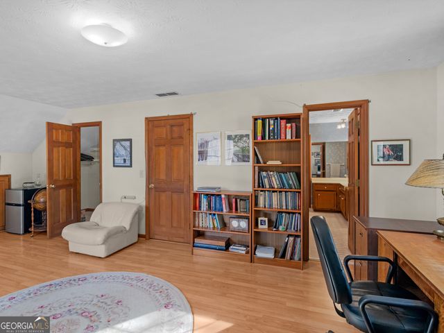 5262 East Shore Drive SW, Conyers, GA 30094