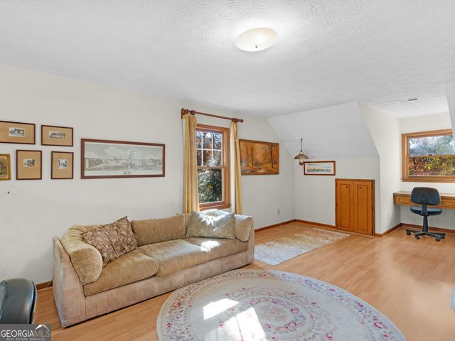 5262 East Shore Drive SW, Conyers, GA 30094