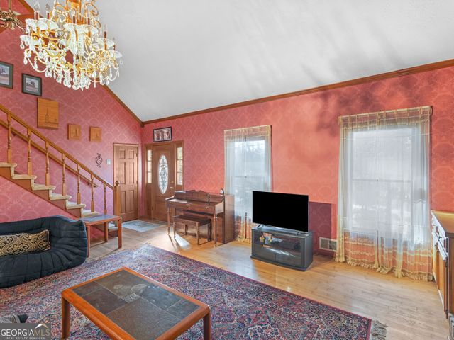 5262 East Shore Drive SW, Conyers, GA 30094