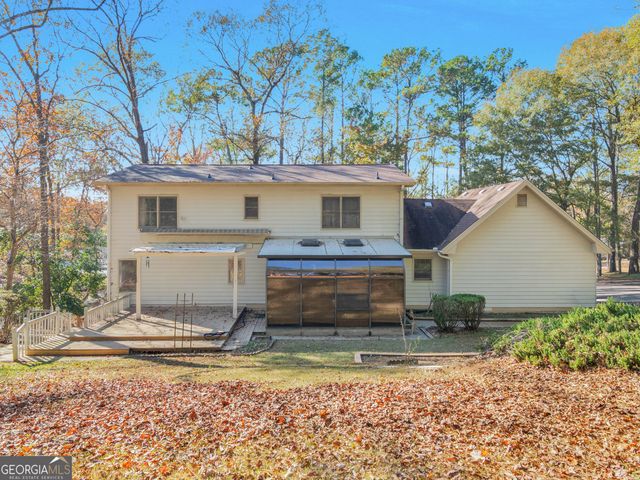 5262 East Shore Drive SW, Conyers, GA 30094