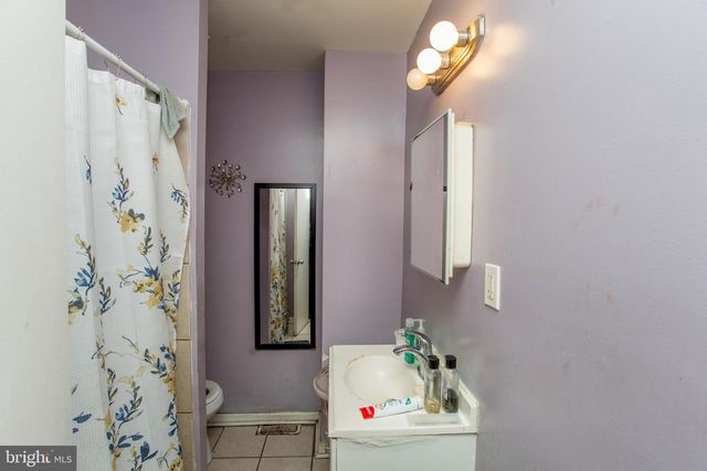 1253 S SAINT BERNARD ST, Philadelphia, PA 19143