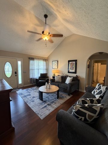 67 Eldon Dr, Manchester, TN 37355