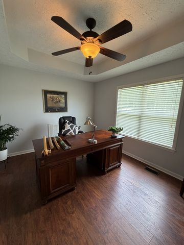 67 Eldon Dr, Manchester, TN 37355