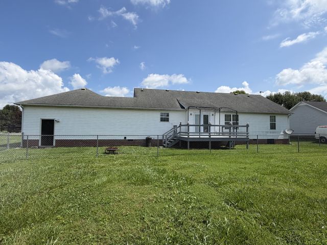67 Eldon Dr, Manchester, TN 37355