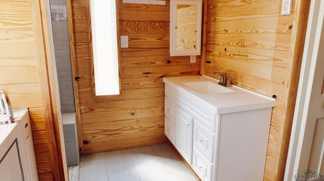 4502 Blocker Road, Marshall, TX 75672