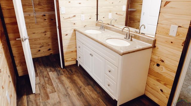 4502 Blocker Road, Marshall, TX 75672