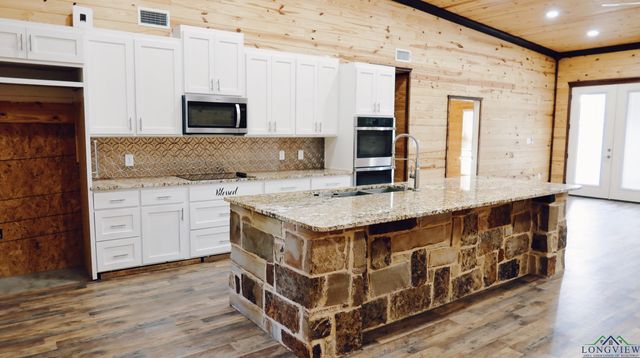 4502 Blocker Road, Marshall, TX 75672