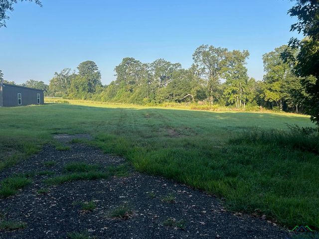 4502 Blocker Road, Marshall, TX 75672