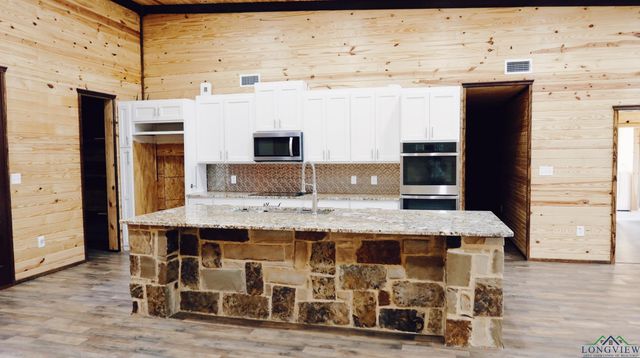 4502 Blocker Road, Marshall, TX 75672